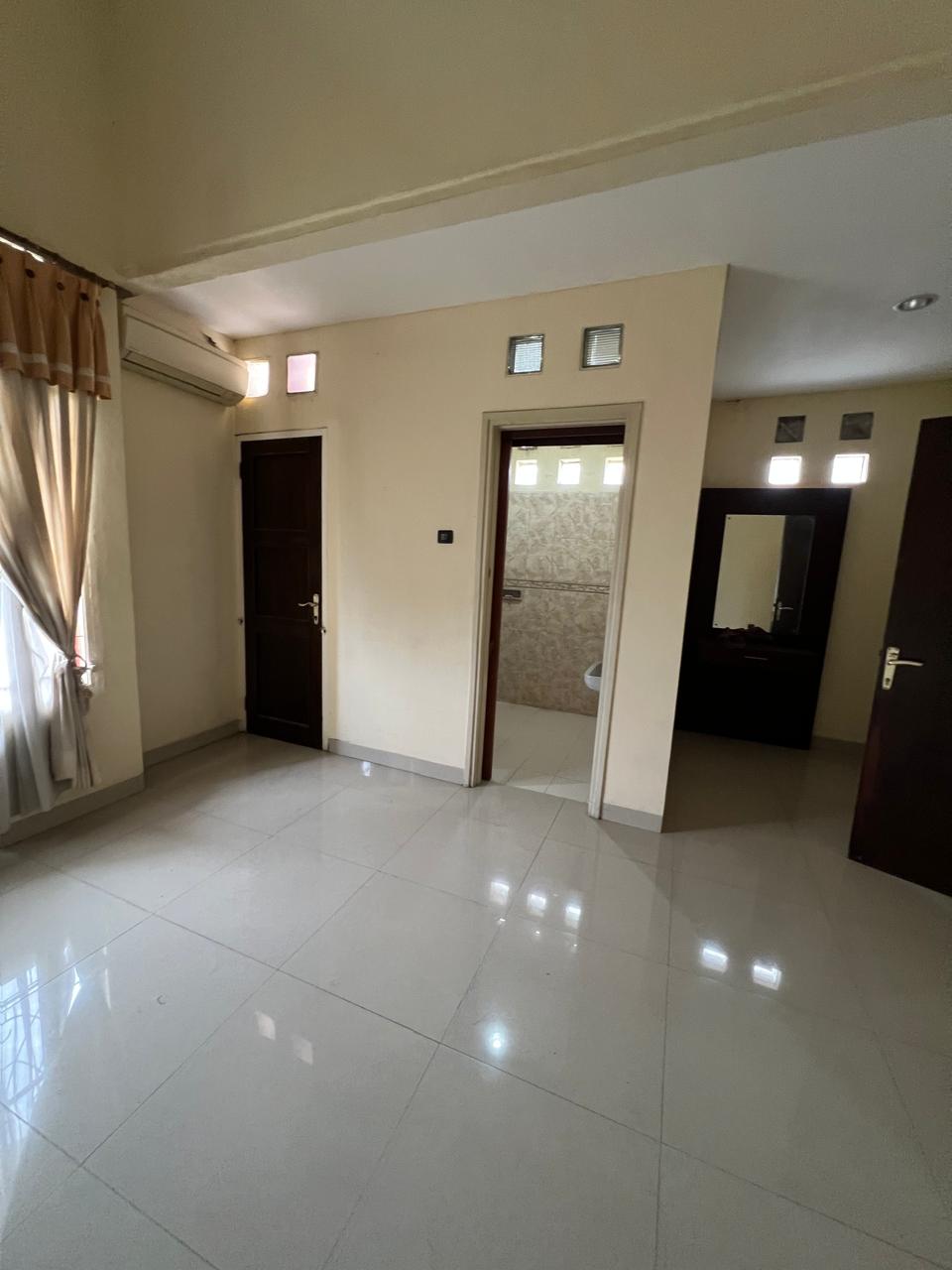 Rumah dijual di Meadow Green Lippo Cikarang